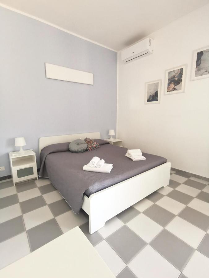 Sikelia Room 卡斯泰拉马莱 外观 照片
